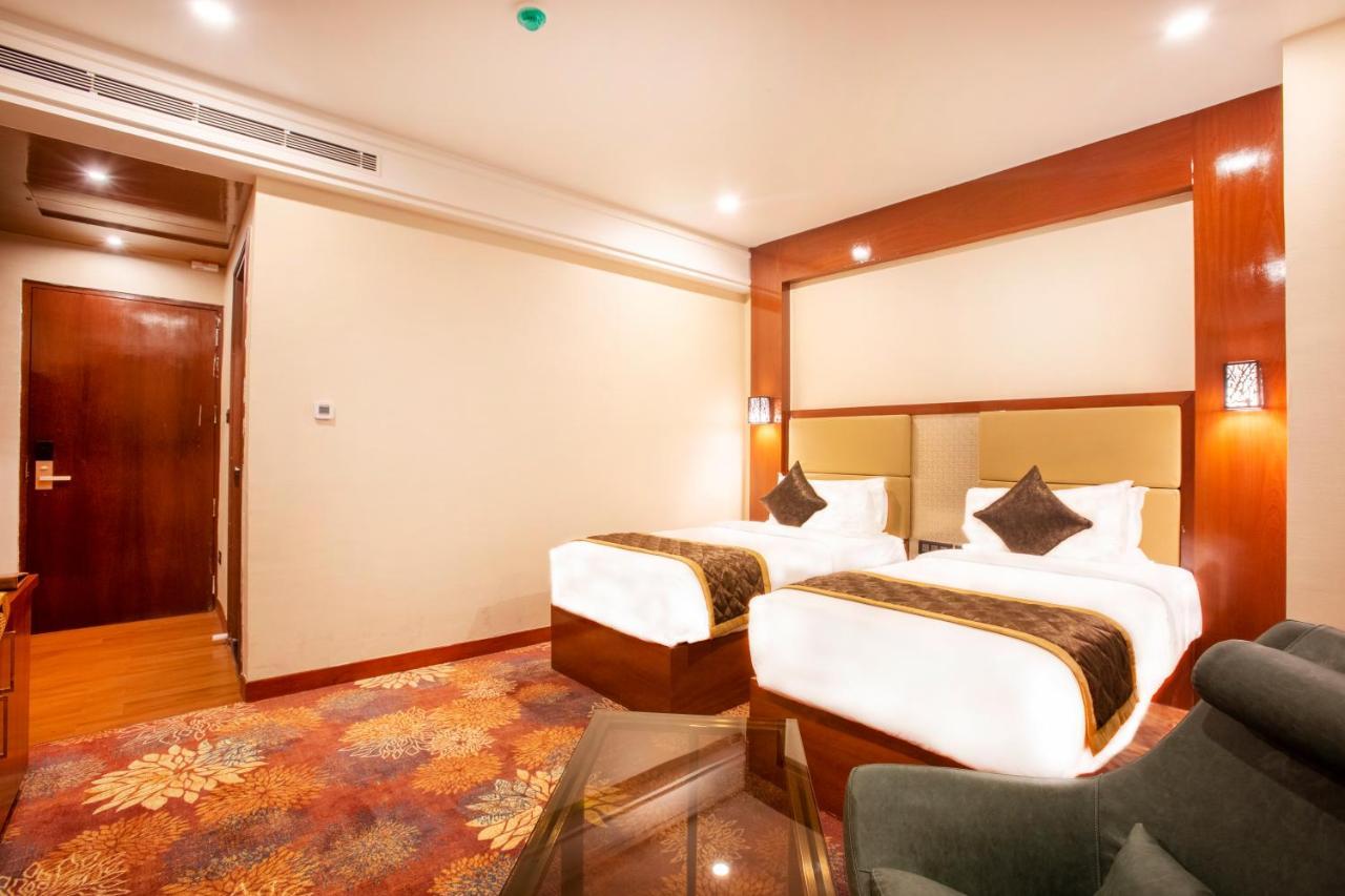 Kingston Hotel Bangalore Extérieur photo