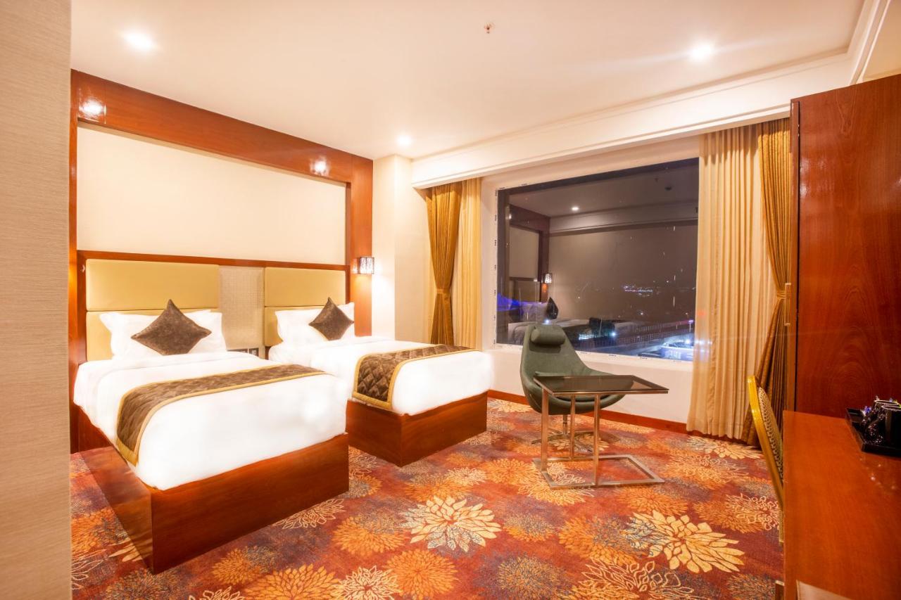 Kingston Hotel Bangalore Extérieur photo