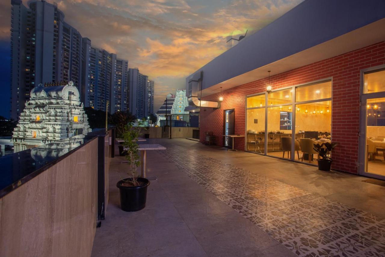Kingston Hotel Bangalore Extérieur photo