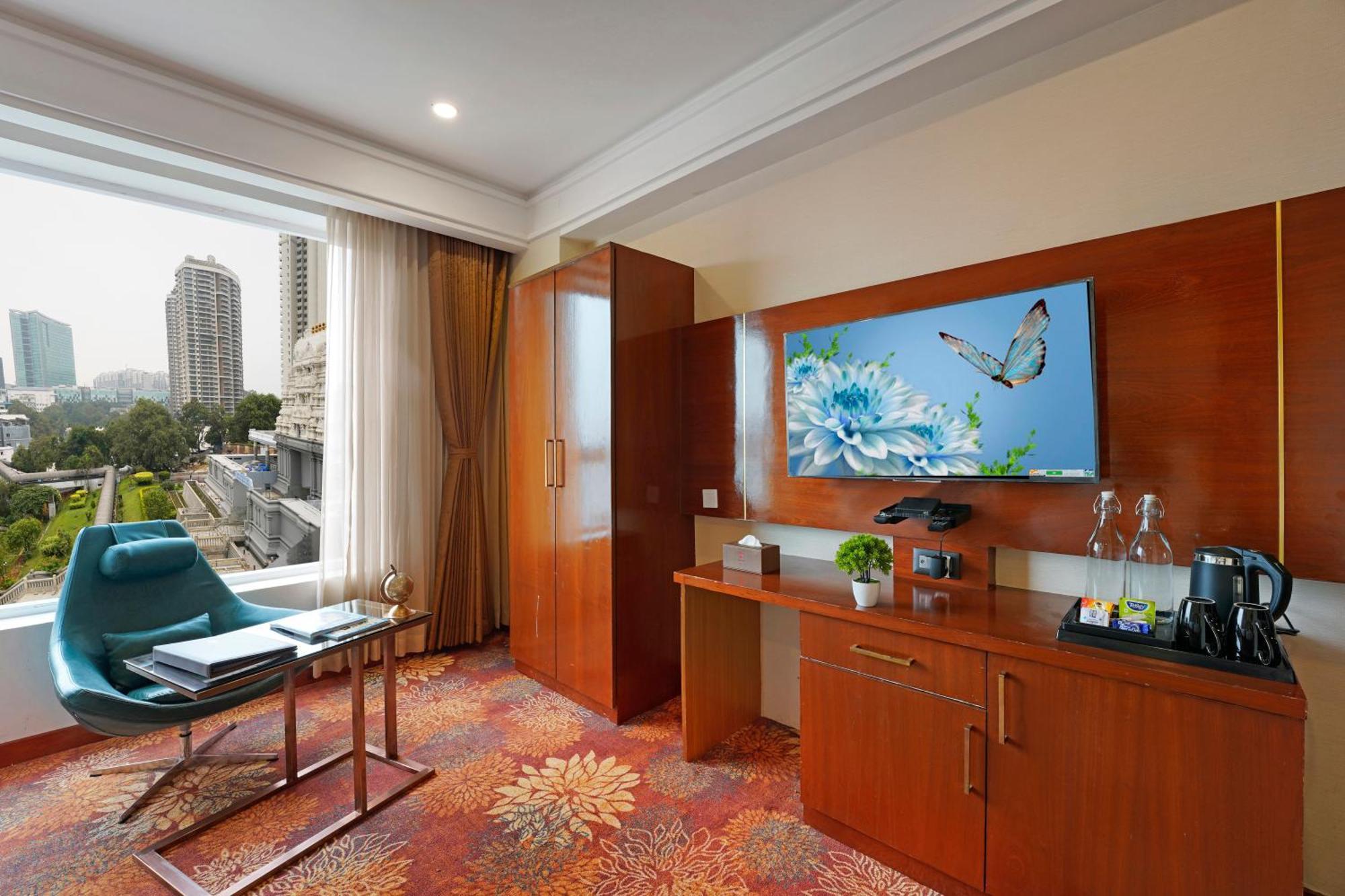 Kingston Hotel Bangalore Extérieur photo