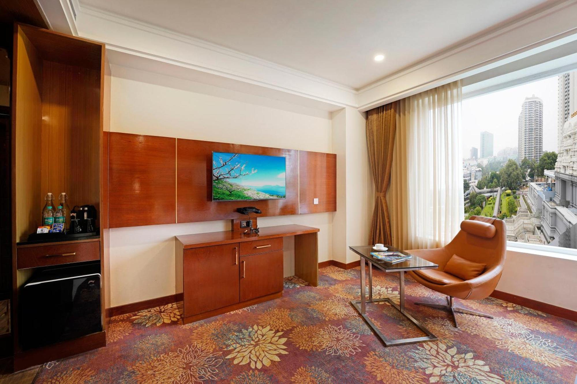 Kingston Hotel Bangalore Extérieur photo